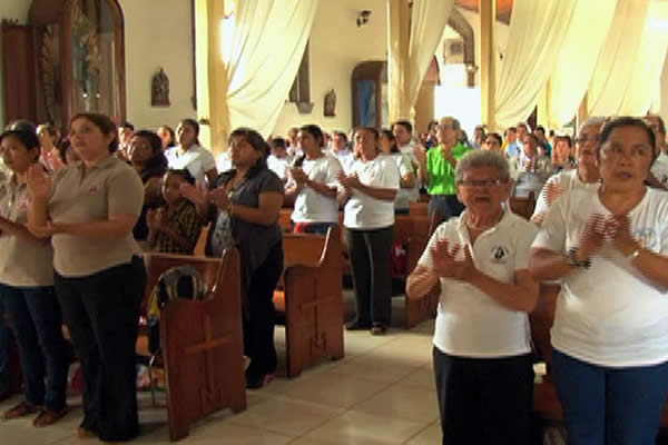 Católicos celebran encuentro anual de Catequistas