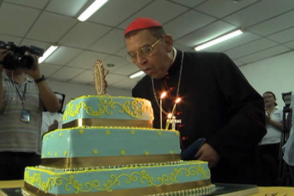 Celebran onomástico al Cardenal Miguel