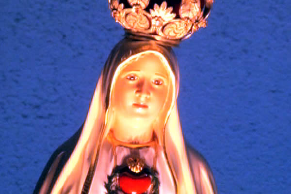 Fieles de la Virgen de Fátima celebran 98 aniversario de su primera aparición