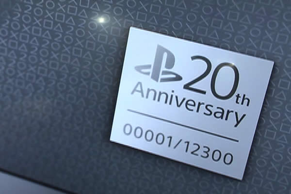 Nicaragua recibe la consola de edición especial de 20 aniversario de Playstation