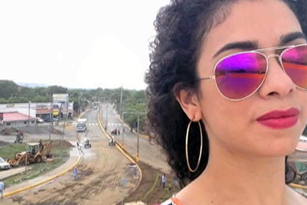 Nueva Moda: Selfies en el Paso a Desnivel de Rubenia