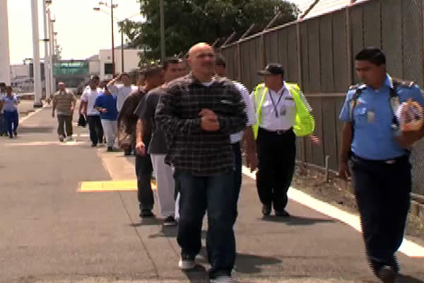 Autoridades brindan acompañamiento a nicaragüenses deportados