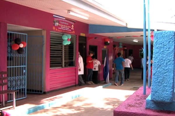 Barrios del Distrito V de Managua estrenan unidad de salud