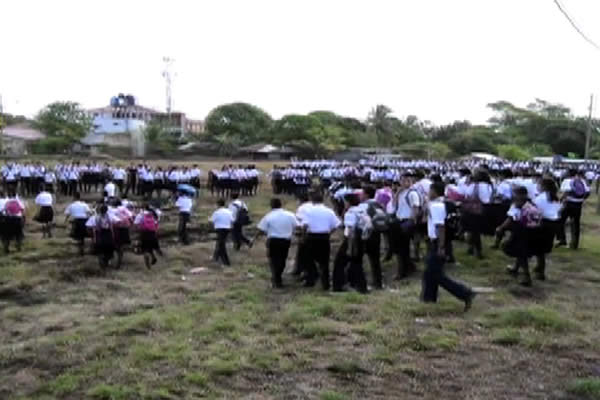 Costa Caribe se suma al simulacro escolar