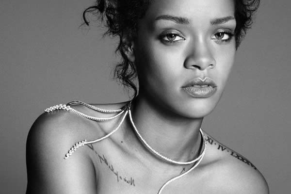 Rihanna presentó un candente adelanto del videoclip de “Kiss It Better” (+Video)