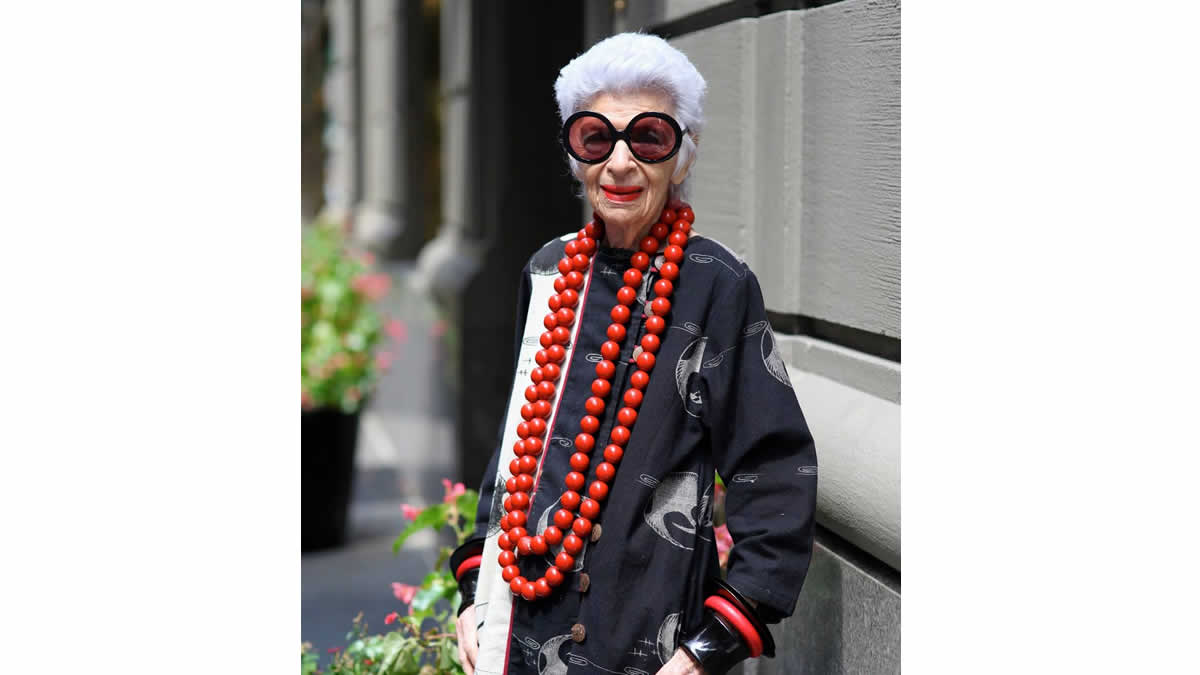 Iris Apfel: Icono de la moda a los 95 años