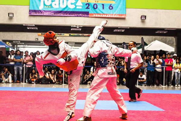 Nicaragua y Honduras ganan combates de Taekwondo en el primer día de los JUDUCA 2016