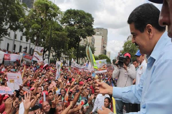Presidente Maduro: Nadie va a aplicar ninguna carta a Venezuela