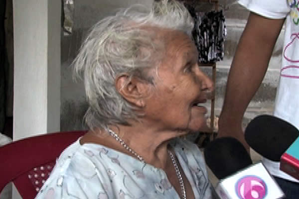 Habitantes del Distrito II de Managua reciben Paquetes Alimenticios