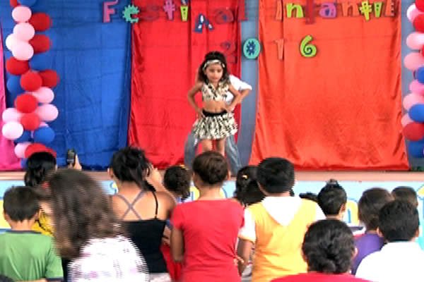 Niños de Villa El Carmen participan en Primer Festival Infantil