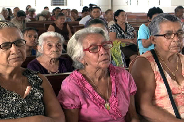 Madres de Héroes y Mártires del Replieguito a El Vapor recuerdan a sus hijos