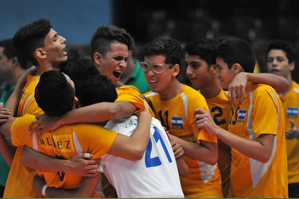 Selección sub19 de Nicaragua supera a Costa Rica en Torneo Continental de voleibol