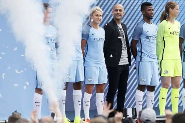 Presentación de Pep Guardiola en el Manchester City 