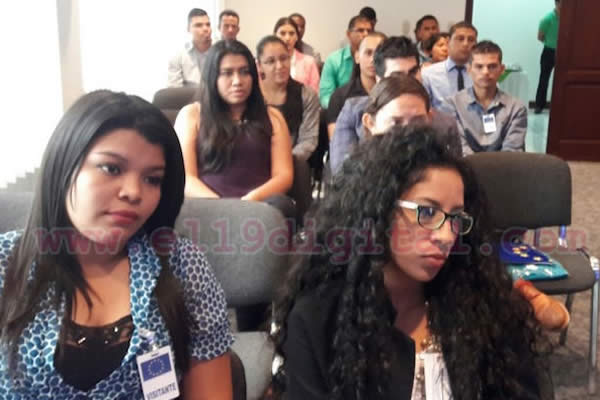 Estudiantes nicaragüenses van a estudiar a Europa
