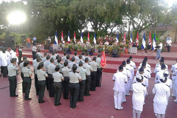 Daniel y Rosario presiden acto del 37 aniversario de constitución del Cuerpo Médico del Ejército de Nicaragua