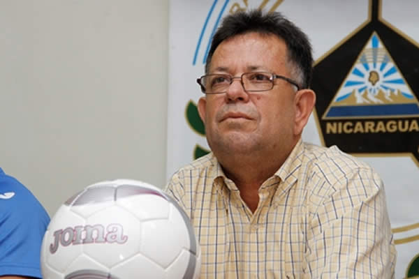 Comité Ejecutivo de FENIFUT suspende a Jacinto Reyes de su cargo como presidente