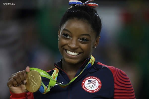 Simone Biles sumó 4 medallas de oro y marcó historia en sus primeros Juegos Olímpicos 