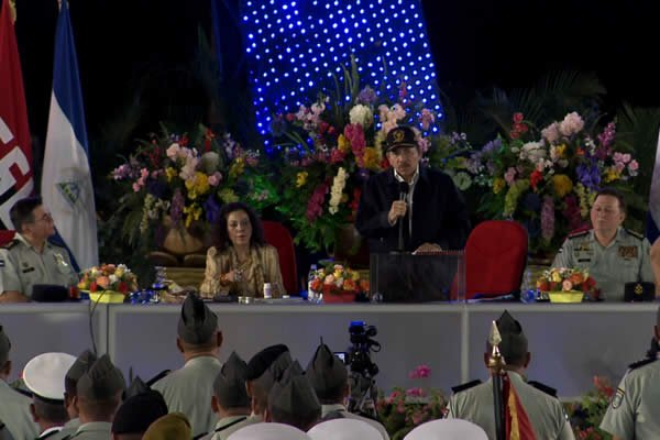 Presidente Daniel encabezó la celebración del XXXVII Aniversario del Ejército Nacional