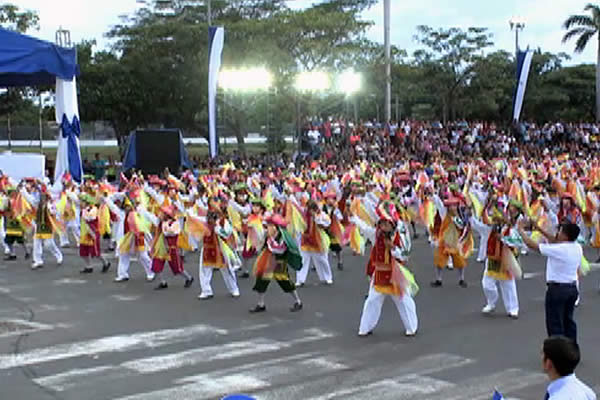 Fiestas Patrias se celebraron en un ambiente festivo