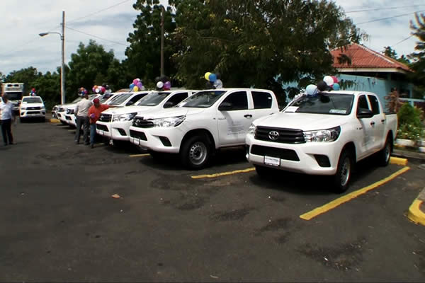 MINSA entrega donación de vehículos y motocicletas a SILAIS de la Costa Caribe
