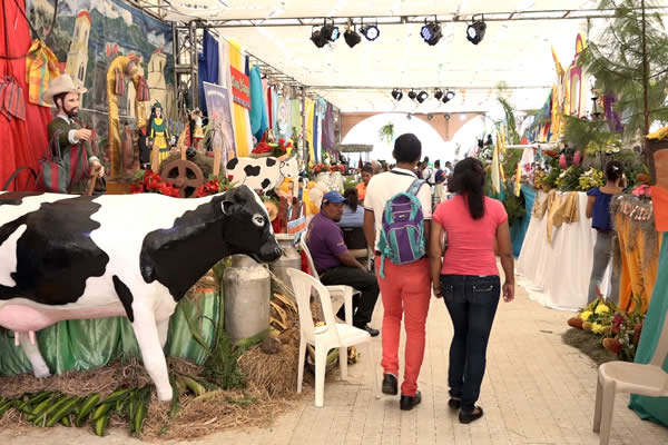 Exposición de “Nuestros Santos Patronos” resalta la religiosidad y orgullo de ser Nicaragüenses