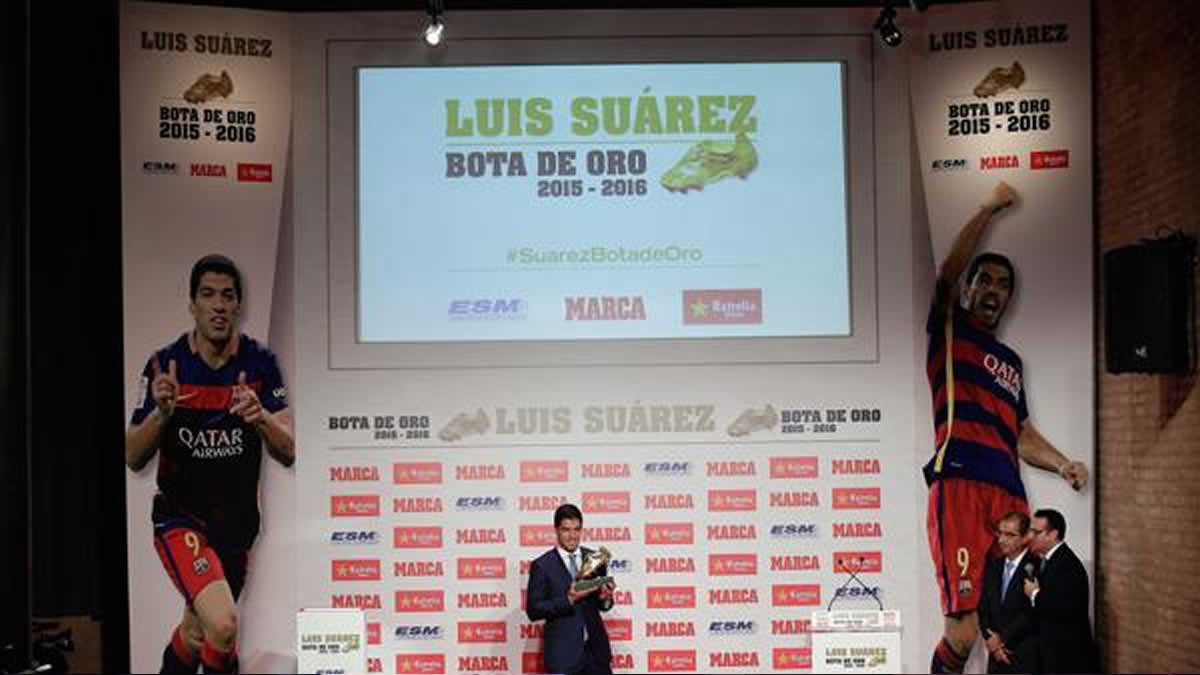 El uruguayo Luis Suárez del Barcelona se lleva la Bota de Oro 