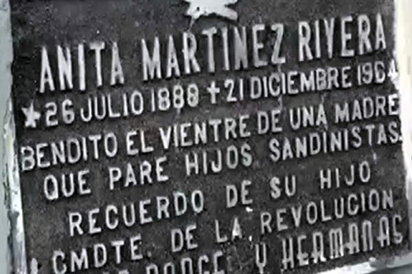 Tumbas de Héroes y Mártires de Matagalpa reciben mantenimiento