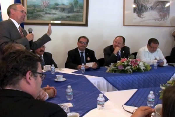 Diputados costarricenses y nicaragüenses firman acuerdos de acercamiento