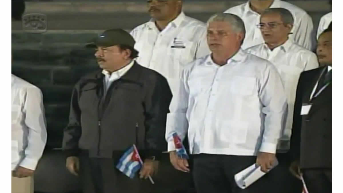 Presidente Daniel participa en homenaje al Comandante Fidel en Santiago de Cuba