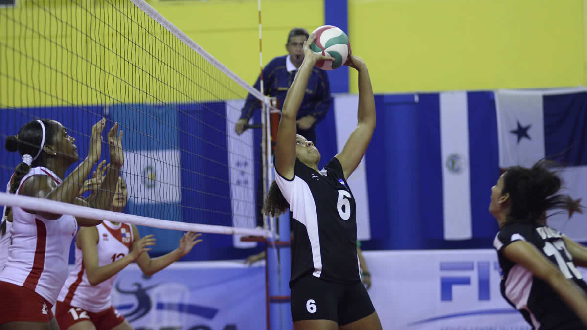 Nicaragua debuta ganando ante Panamá en el torneo clasificatorio al Mundial Femenino de Voleibol 