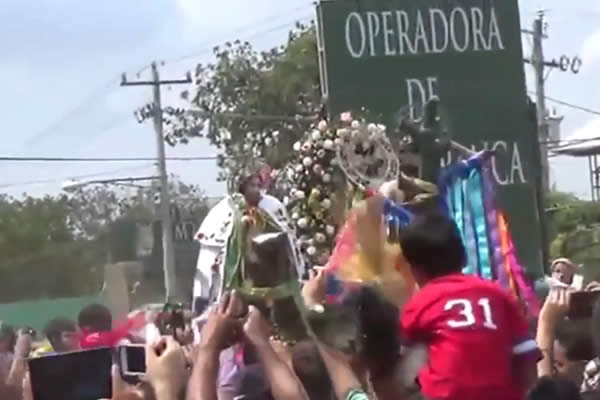 En Fe, Familia y Comunidad se celebra el Tope de Santos con la Virgen de Monserrat