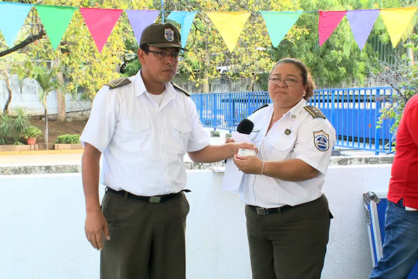 MIGOB celebra a Sandino con entrega de militancias y reconocimientos