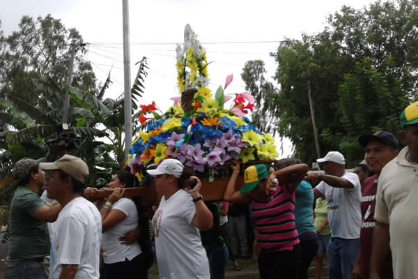 Familia Narváez en la Primero de Mayo recibe con amor a Mocito