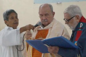 Ultimo servicio religioso oficiado por el padre Miguel D´escoto