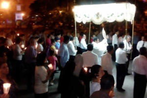 Familias Católicas celebran el Corpus Christi