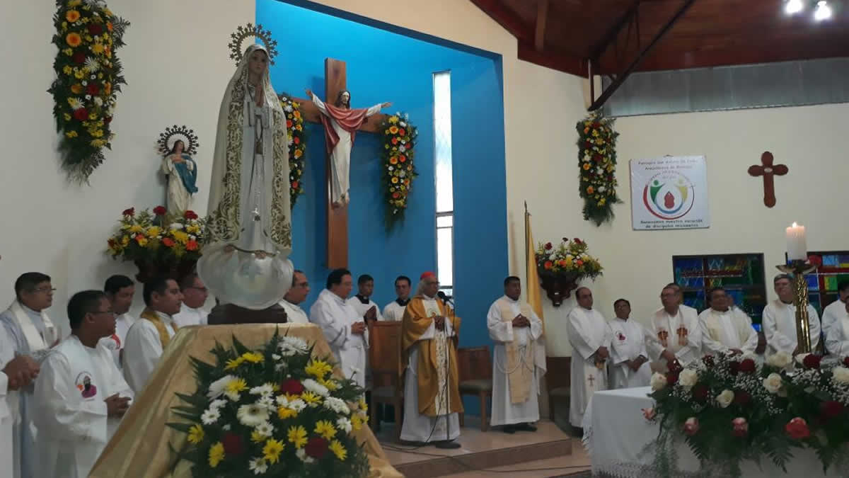 Cardenal Leopoldo Brenes oficia Misa en honor a San Antonio de Padua 