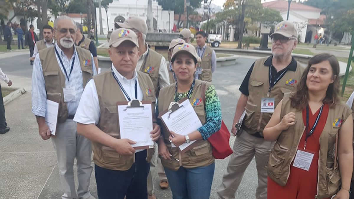 Saludo entre militantes hermanos Nicaragua y Venezuela una nación 
