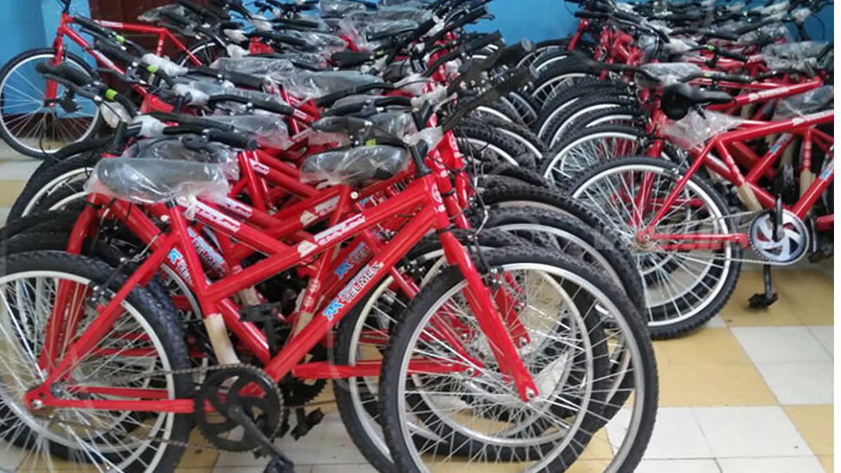 Estudiantes de Carazo reciben donación de Bicicletas