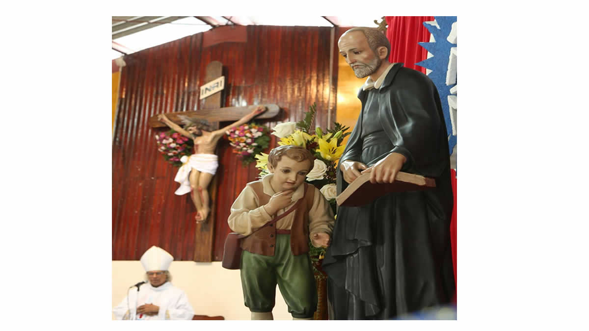 Cardenal Leopoldo Brenes ameniza eucaristía en honor a San José de Calasanz