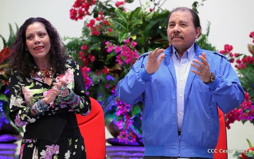 Daniel y Rosario saludan victoria de la Democracia en Venezuela