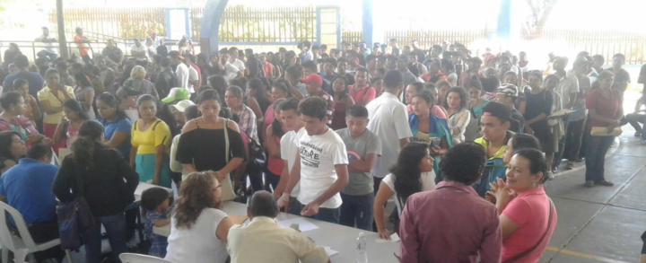 Estudiantes reciben bono complementario de promoción en Matagalpa