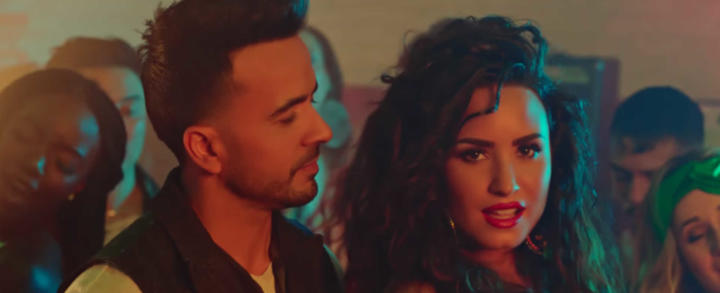 Luis Fonsi lanza nuevo tema musical junto Demi Lovato