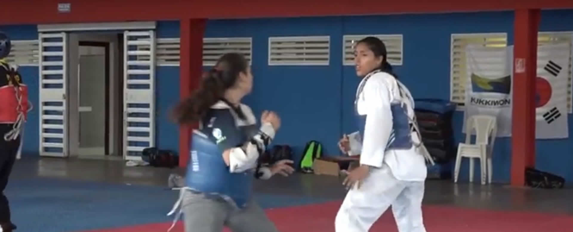 Leonor Álvarez busca medalla de oro en Taekwondo
