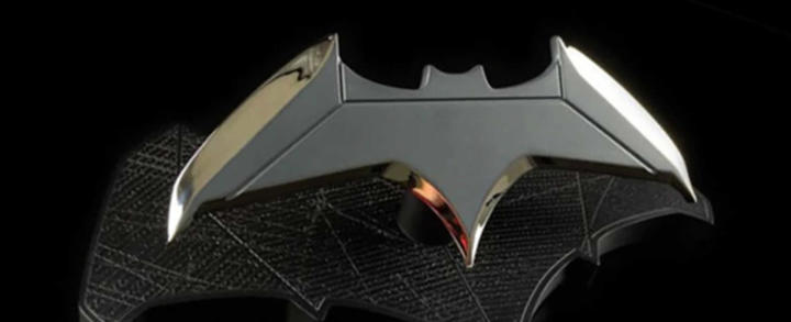 Ben Affleck se roba icónico accesorio del traje de Batman