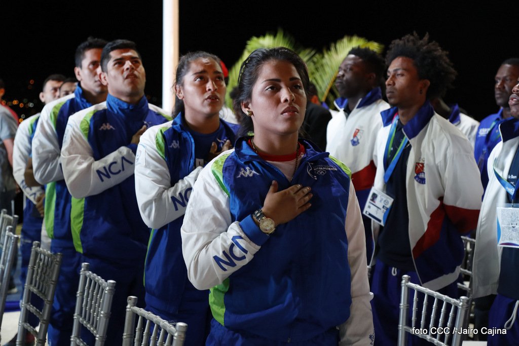 Realizan izado de banderas de los países que participan en los Juegos Centroamericanos Managua, 2017