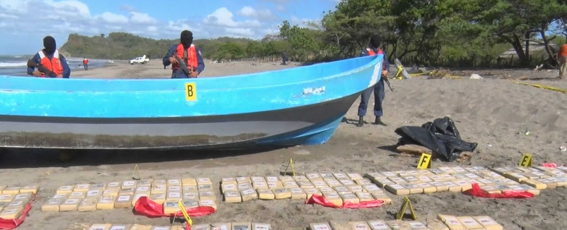 Fuerza Naval de Nicaragua incauta 302 tacos de cocaína en El Astillero