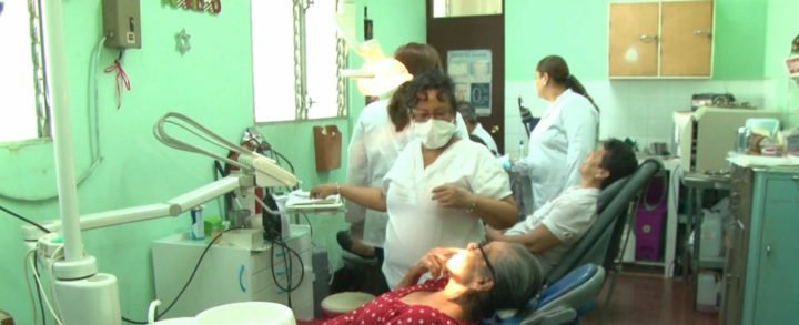 Adultos mayores de Ciudad Sandino reciben consultas odontológicas