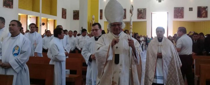 Cardenal Brenes ordena a dos nuevos Sacerdotes en la capital