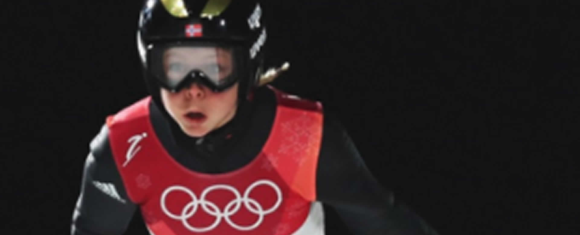 Noruega obtiene oro con salto de 110 metros en olimpiadas de invierno