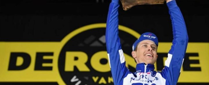 Niki Terpstra, holandés campeón del Tour de Ciclismo en Flandes